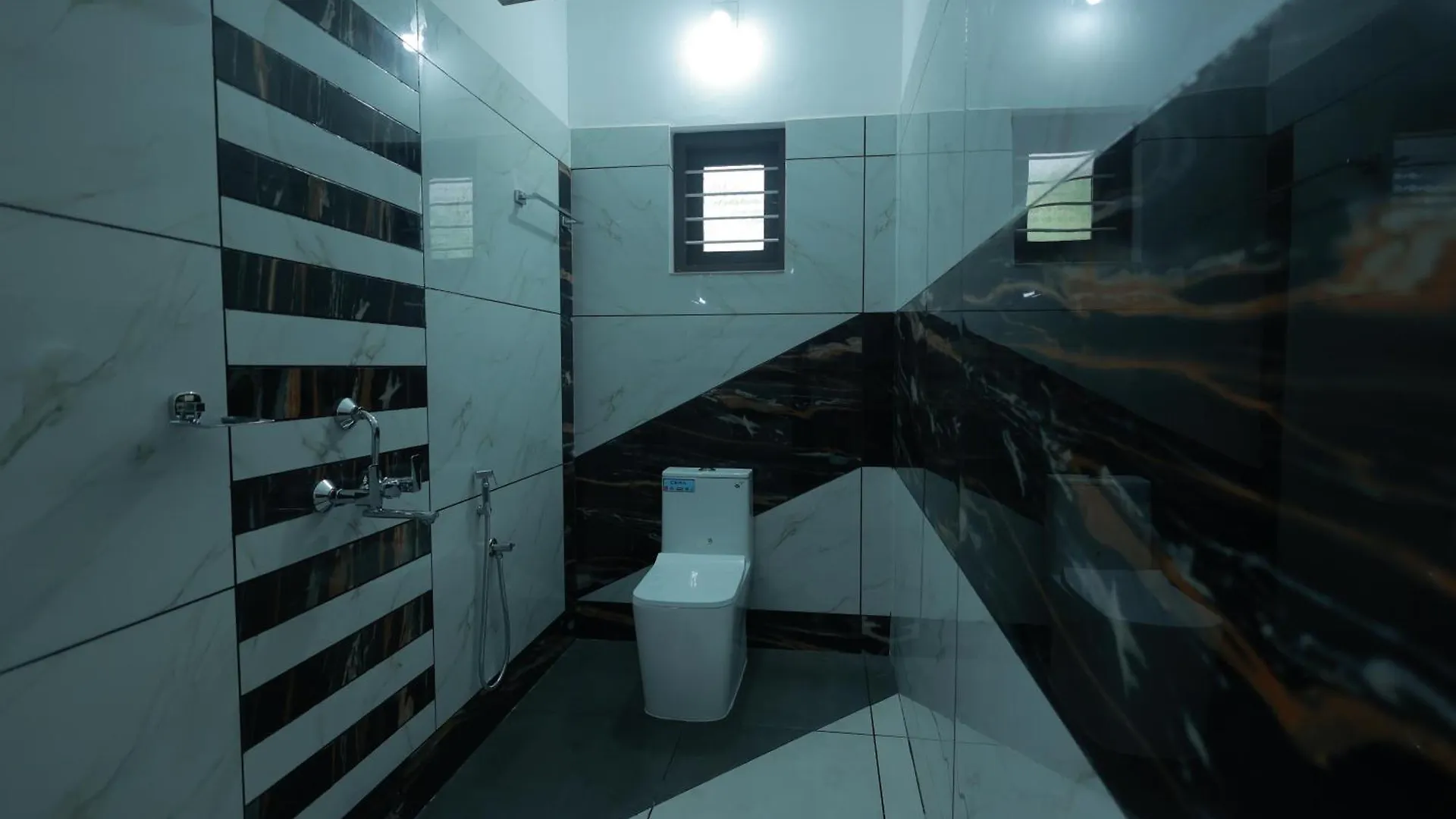 Kailasam Residency Thiruvananthapuram 5*,